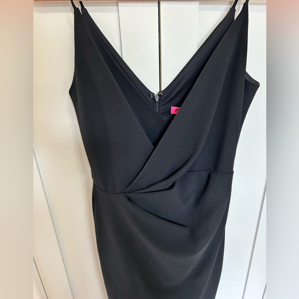 BETSEY JOHNSON Revved up faux wrap tulip hem cocktail party dress black  sz 2 - Picture 3 of 6